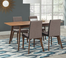 Load image into Gallery viewer, Redbridge Dining Set