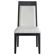 Load image into Gallery viewer, Brookmead Dining Set
