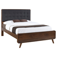 Load image into Gallery viewer, Robyn Panel Platform Bed