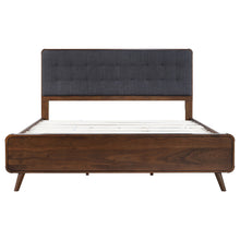 Load image into Gallery viewer, Robyn Panel Platform Bed
