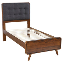 Load image into Gallery viewer, Robyn Panel Platform Bed