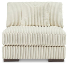 Load image into Gallery viewer, Lindyn Sectional