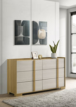 Load image into Gallery viewer, Hyland Dresser