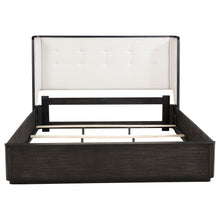 Load image into Gallery viewer, Leandro Wingback Bed