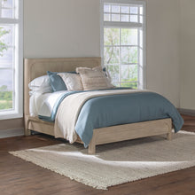 Load image into Gallery viewer, Solano Panel Platform Bed