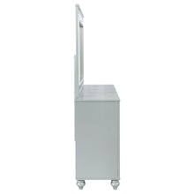 Load image into Gallery viewer, Gunnison Dresser with Mirror