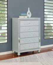 Load image into Gallery viewer, Gunnison Chest of Drawers