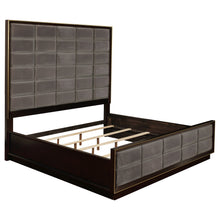 Load image into Gallery viewer, Durango Panel Bed