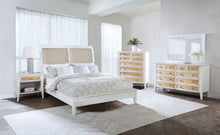 Load image into Gallery viewer, Bexhill Panel Bed