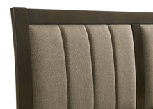 Load image into Gallery viewer, Wilkes Panel Bed