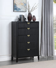 Load image into Gallery viewer, Brookmead Chest of Drawers
