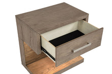 Load image into Gallery viewer, Kenora Bedroom Set