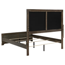 Load image into Gallery viewer, Gran Park Panel Bed