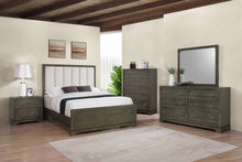 Load image into Gallery viewer, Gran Park Panel Bed