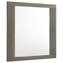 Load image into Gallery viewer, Fenwick Bedroom Set