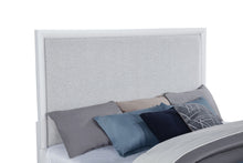 Load image into Gallery viewer, Gracemont Panel Bed