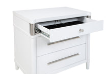 Load image into Gallery viewer, Gracemont Bedroom Set