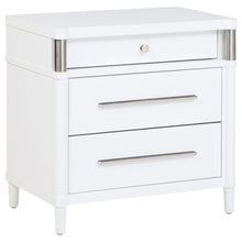 Load image into Gallery viewer, Gracemont Bedroom Set