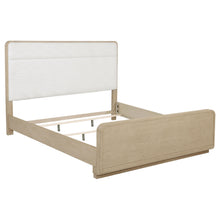 Load image into Gallery viewer, Ladera Panel Bed