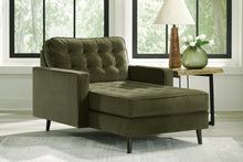 Load image into Gallery viewer, Reveon Lakes Chaise