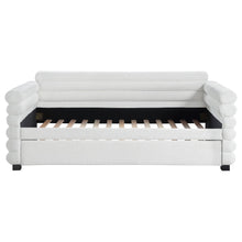 Load image into Gallery viewer, Patricia Daybed with Trundle