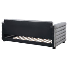 Load image into Gallery viewer, Patricia Daybed with Trundle