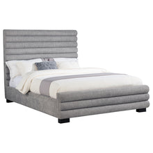 Load image into Gallery viewer, Patricia Panel Bed