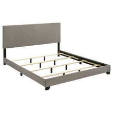 Load image into Gallery viewer, Dorian Panel Bed
