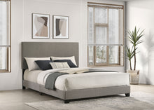 Load image into Gallery viewer, Dorian Panel Bed