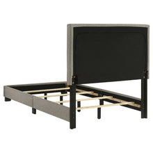 Load image into Gallery viewer, Dorian Panel Bed