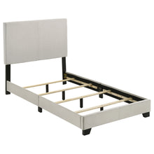 Load image into Gallery viewer, Dorian Panel Bed