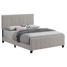 Load image into Gallery viewer, Fairfield Panel Bed