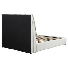 Load image into Gallery viewer, Gwendoline Panel Platform Bed