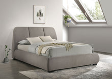 Load image into Gallery viewer, Mokena Panel Platform Bed