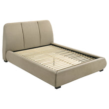 Load image into Gallery viewer, Mokena Panel Platform Bed