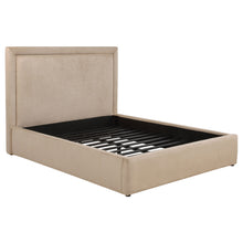 Load image into Gallery viewer, Lawson Panel Platform Bed