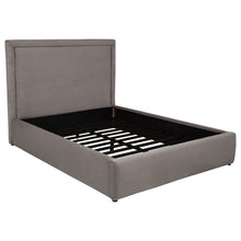 Load image into Gallery viewer, Lawson Panel Platform Bed