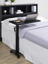 Load image into Gallery viewer, Westpark Bed C-Table