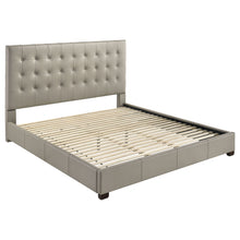 Load image into Gallery viewer, Medley Panel Platform Bed