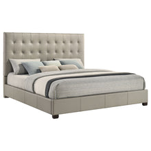 Load image into Gallery viewer, Medley Panel Platform Bed