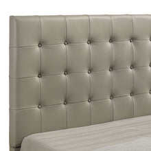 Load image into Gallery viewer, Medley Panel Platform Bed
