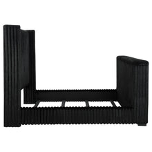 Load image into Gallery viewer, Centergrove Wingback TV Bed