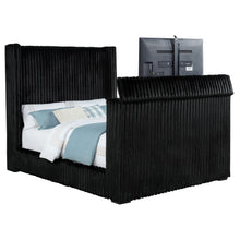 Load image into Gallery viewer, Centergrove Wingback TV Bed
