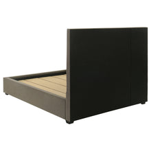 Load image into Gallery viewer, Delsea Panel Platform Bed