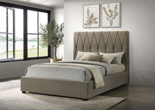 Load image into Gallery viewer, Delsea Panel Platform Bed