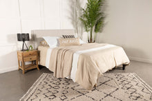 Load image into Gallery viewer, Pirro Eastern / California King Headboard