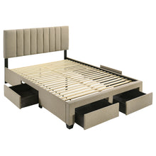 Load image into Gallery viewer, Wheatland Panel Platform Storage Bed