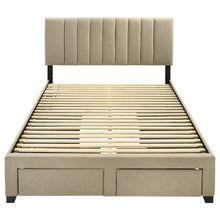 Load image into Gallery viewer, Wheatland Panel Platform Storage Bed