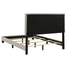 Load image into Gallery viewer, Boyd Panel Bed
