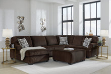 Load image into Gallery viewer, Kimlee Sectional with Chaise